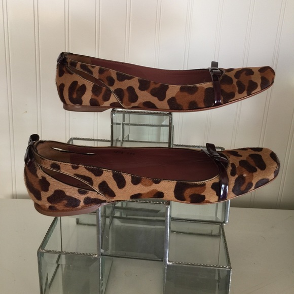 ALAIA PARIS ANIMAL PRINT FLATS- Still Available - Picture 2 of 4
